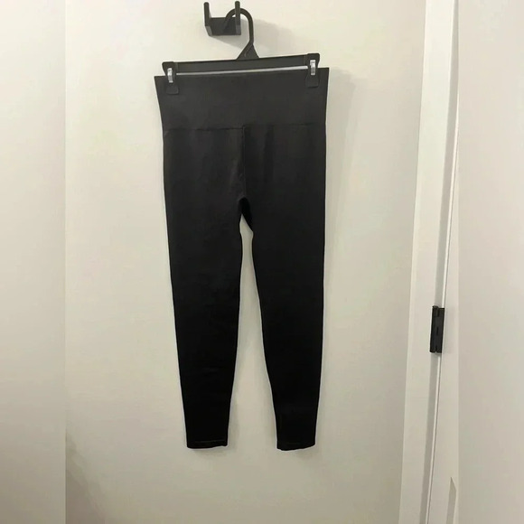 ASOS black seamless ribbed leggings size small NWT Womens - Picture 1 of 4